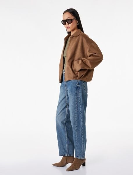 Koton Pamuklu Kemerli Dikiş Detaylı Rahat Kalıp Düz Paça Denim Pantolon - Ballon Jeans 6Sal40117Md 32 - İndigo