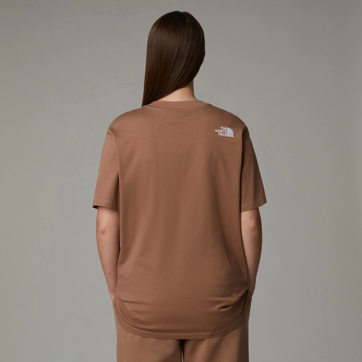 The North Face W Ss Essential Oversize Tee Kadın T-Shirt Kahverengi - XS