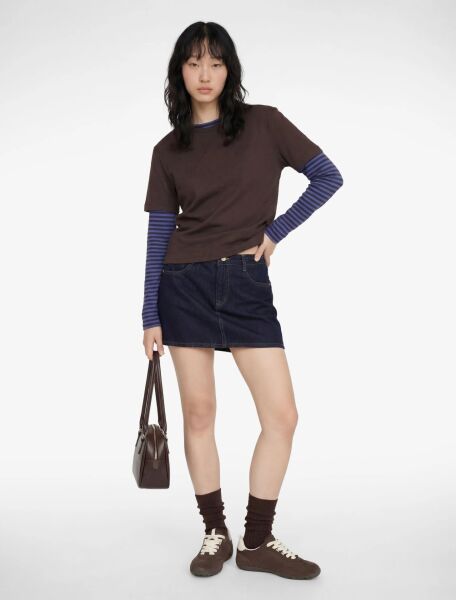 A Kesim Zincir Kemer Detaylı Mini Denim Etek