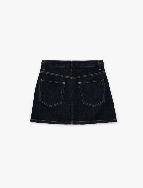 A Kesim Zincir Kemer Detaylı Mini Denim Etek