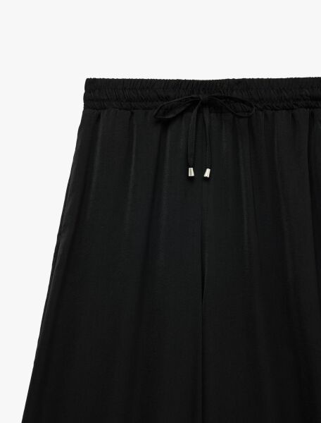 Aerobin Kumaş Beli Bağcıklı Geniş Paça Saten Pantolon