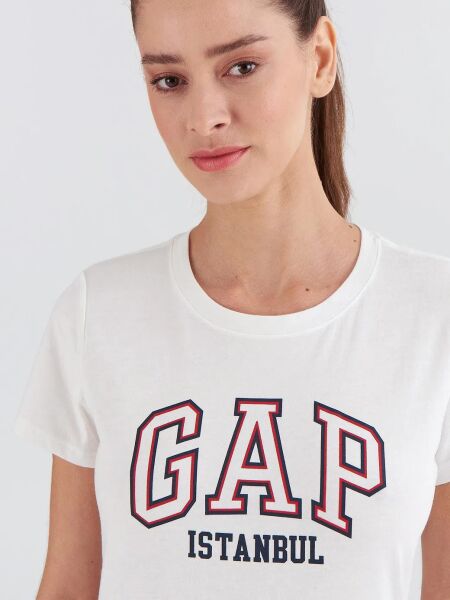 Gap Kadın T-shirt V-FRCH EXC ISTANBUL SS CLSC TEE Beyaz - M